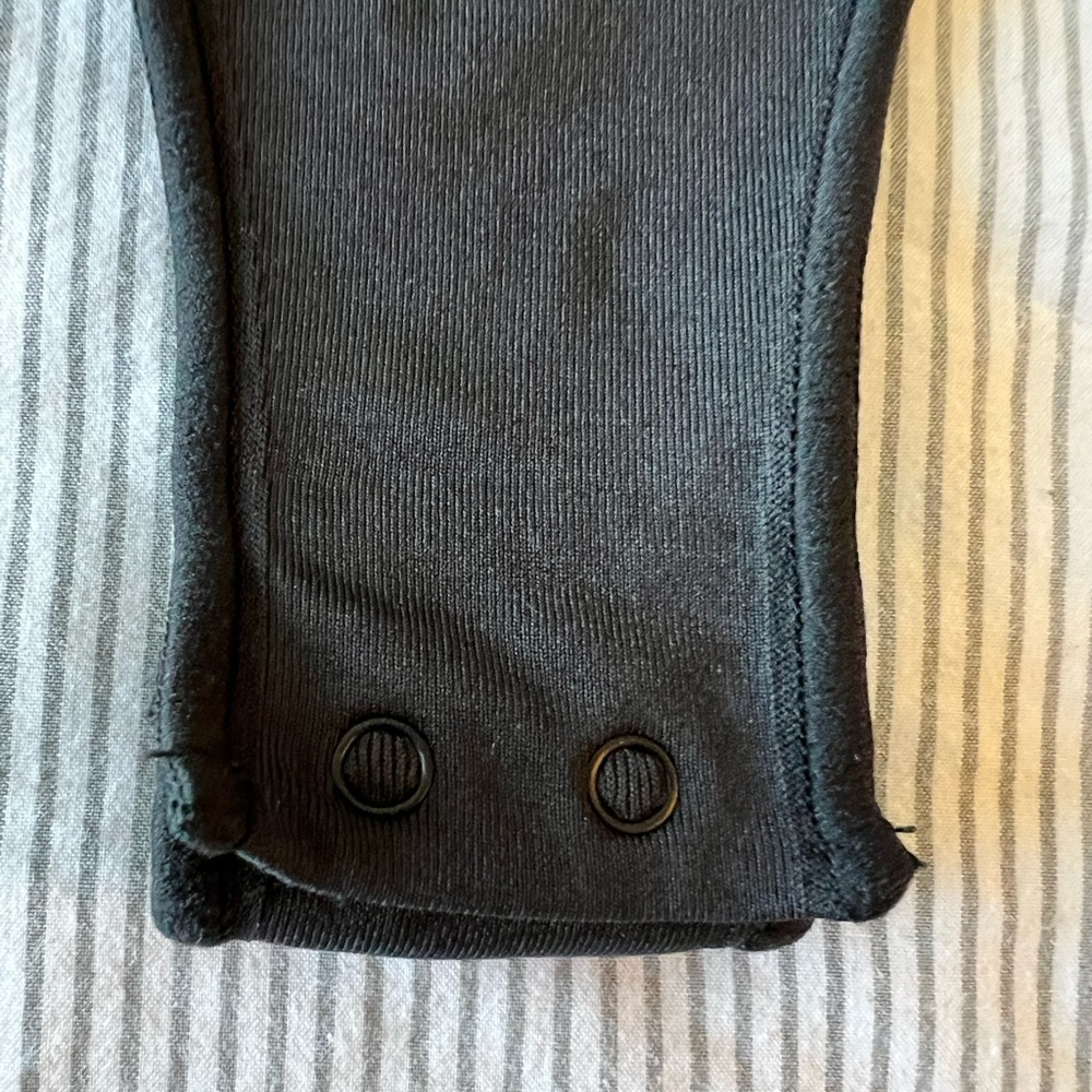 New Skims Essential Scoop Neck Long Sleeve Black Thong Bodysuit - Picture 9 of 10